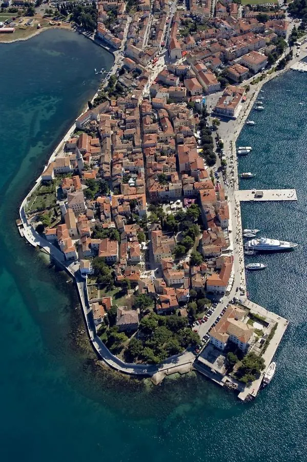 Apartment In Porec With Balcony, Wifi 819-3